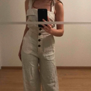  - MANGO jumpsuit, original pris: 500kr, oanvänd! 
