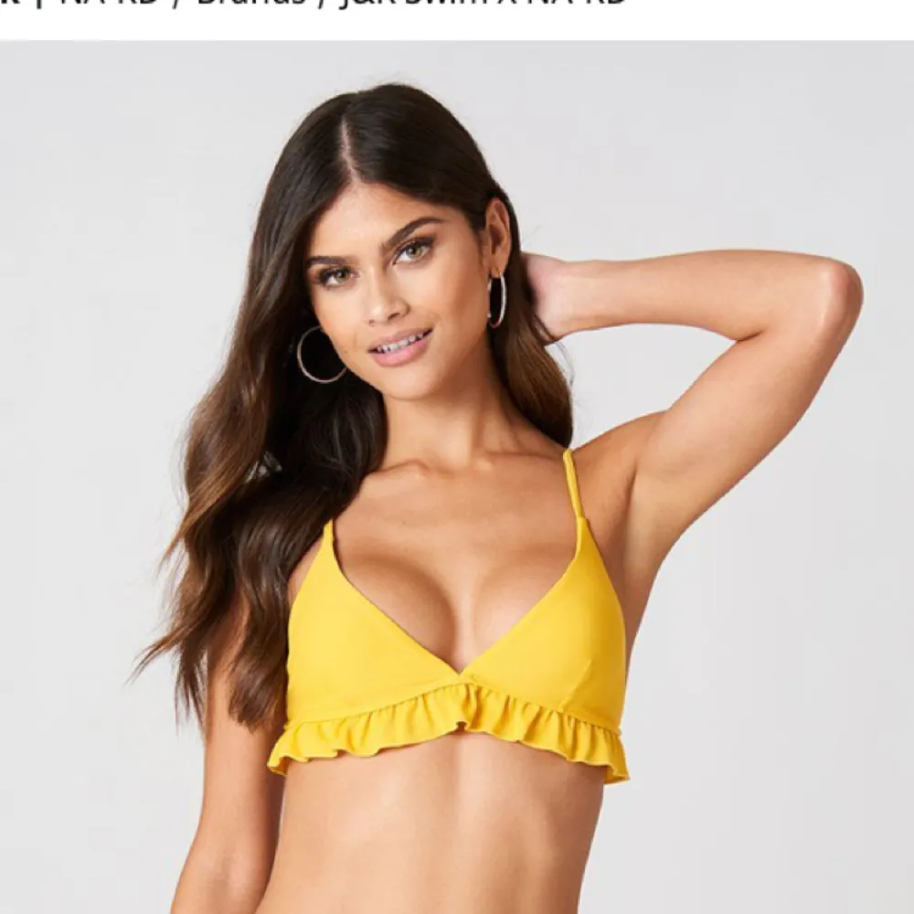 Jättefin bikini ifrån NAKD, helt oanvänd, även slutsåld på hemsidan. Säljer då den var för liten för mig, 100 + frakt. Övrigt.