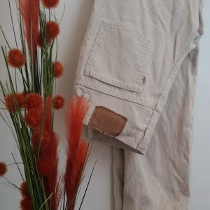  - Sjukt trendiga levis manchester jeans frakt tillkommer själv pga för små för mig 