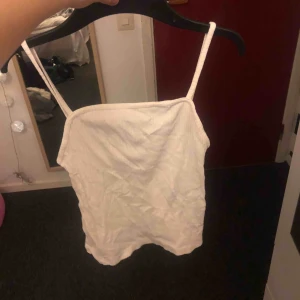  - Linne från bikbok, köpare står för frakt