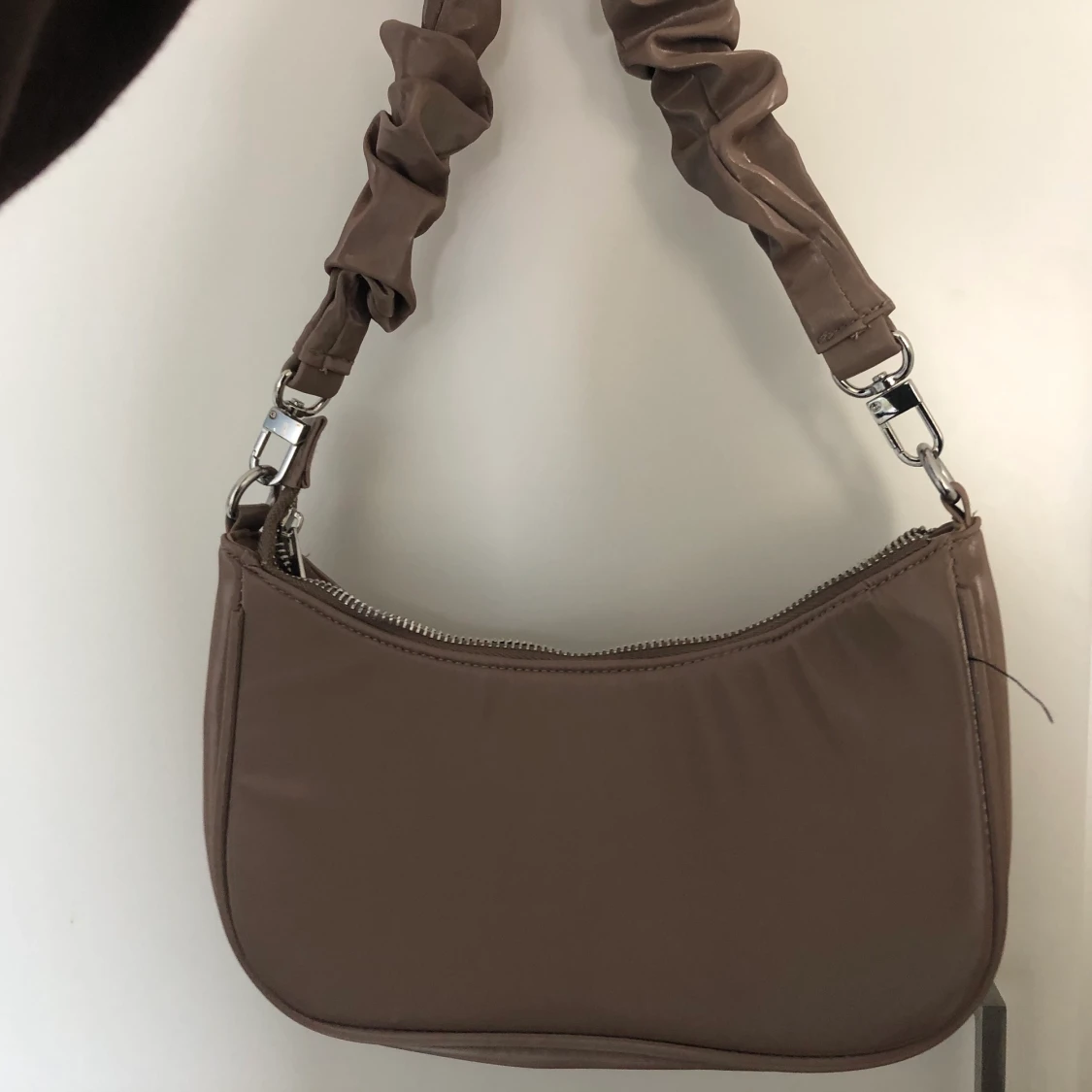 Brun/lila baguette väska - 91