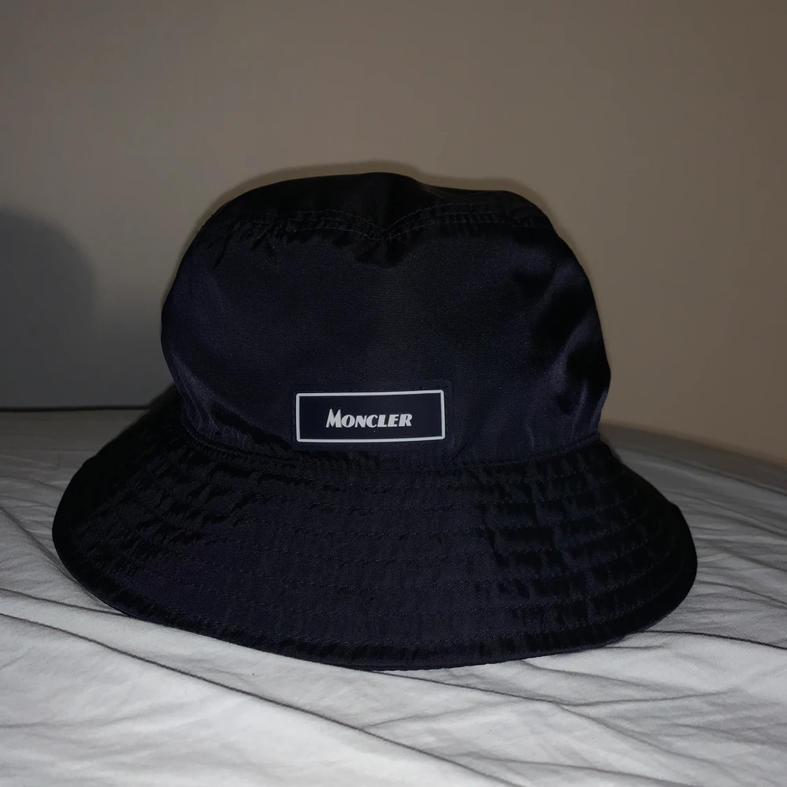 Monclear hatt storlek L