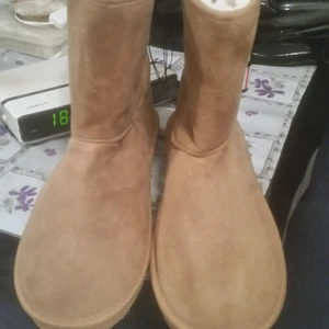  - Ny uggs 