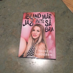  - Therese Lindgrens bok "ibland mår jag inte så bra". Bra skick förutom 2 små skador på utsidan. Originalpris är billigast 153kr, jag säljer den för 79kr 