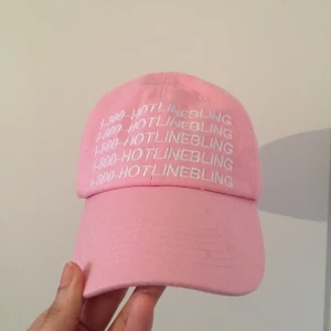  - Hotline bling keps Gratis frakt