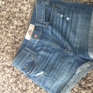  - Shorts som knappt är använda så dem är i jätte fint skick! 
