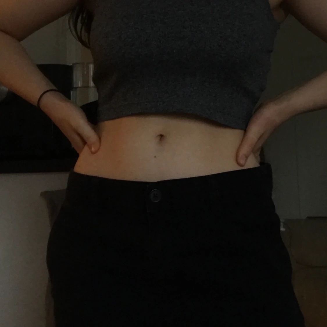 Lite längre högmidjade shorts - 90