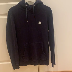 Les Deux hoddie - En Les Deux hoddie i storlek M.