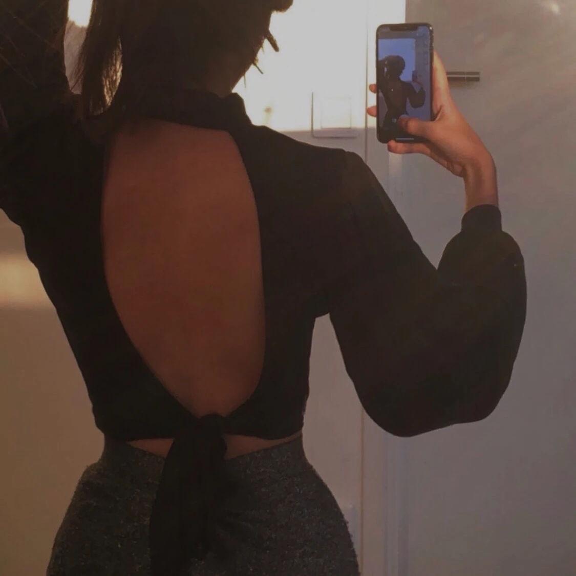 Topp med öppen rygg