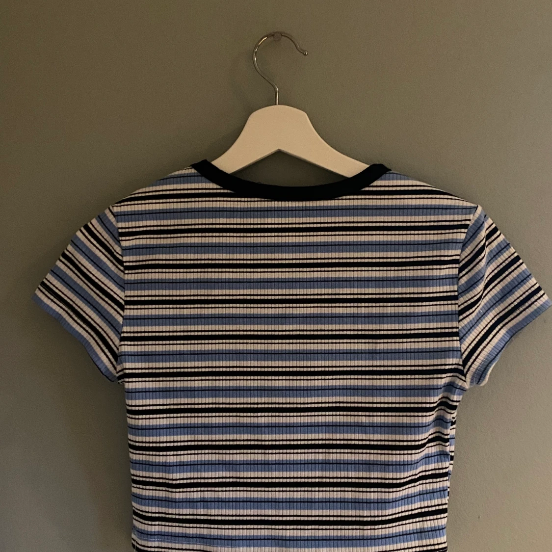 2 crppade tröjor - 90