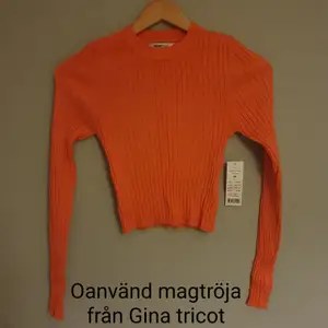 Oanvänd mag tröja från Gina tricot med lapparna kvar, Nypris 200kr