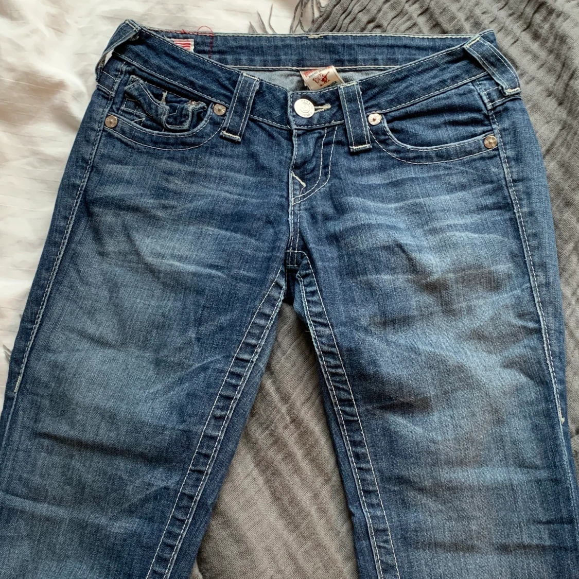 Lågmidjade True Religion bootcut jeans💅✨ - 90