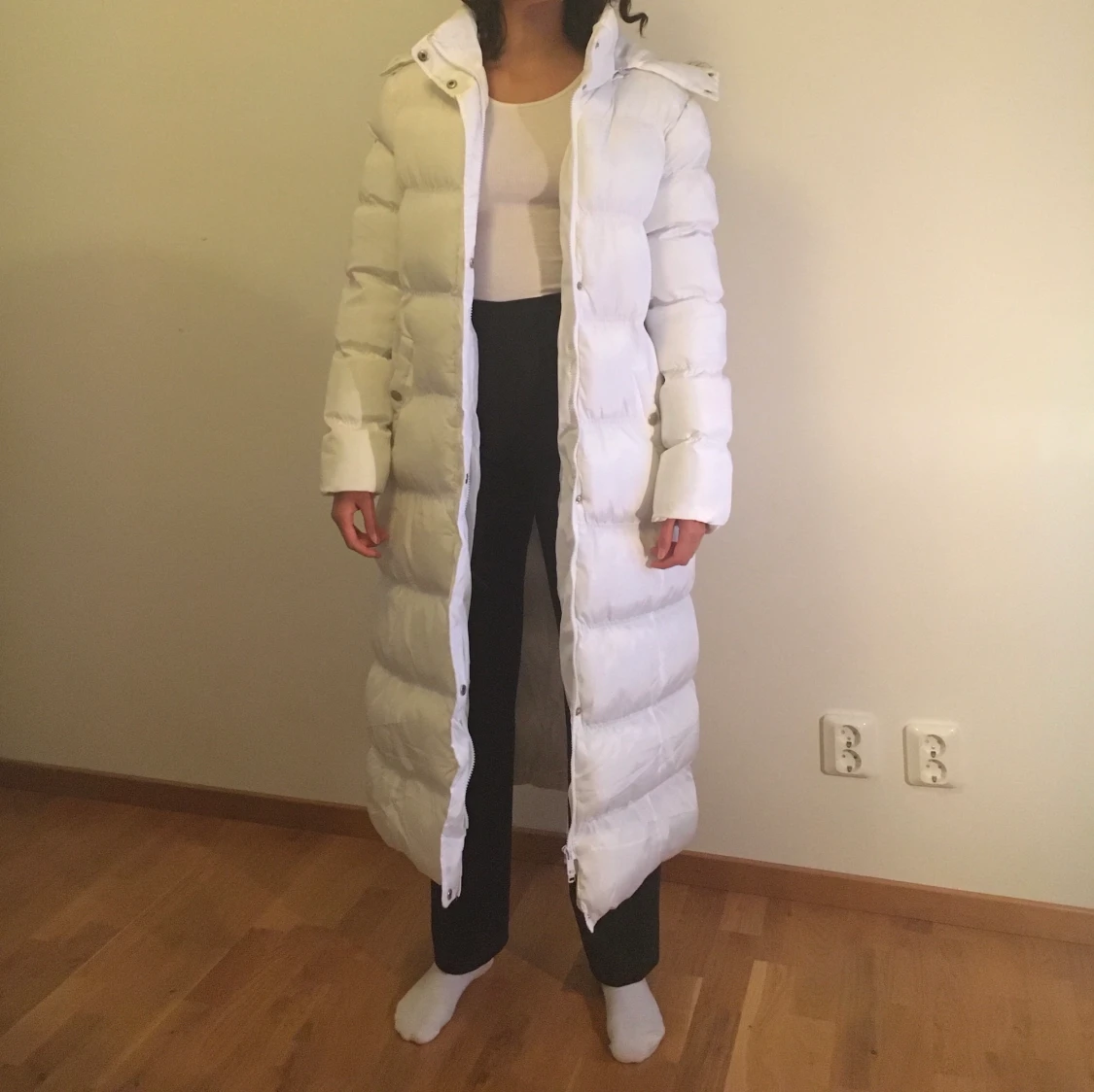 Lång vit puffer jacket  - 90