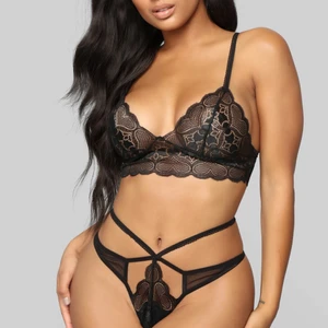 Helt nytt underkläderset från FashionNova, storlek S/M - Helt nytt oanvänt underkläderset från FashionNova, storlek S/M (står den storleken på sidan). 