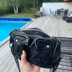 connie bag - Gina Tricot | Plick Second Hand