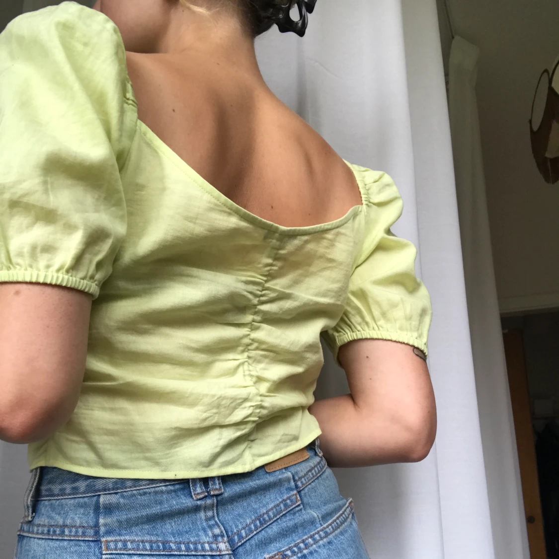Mintgrön blus puffärm - 90