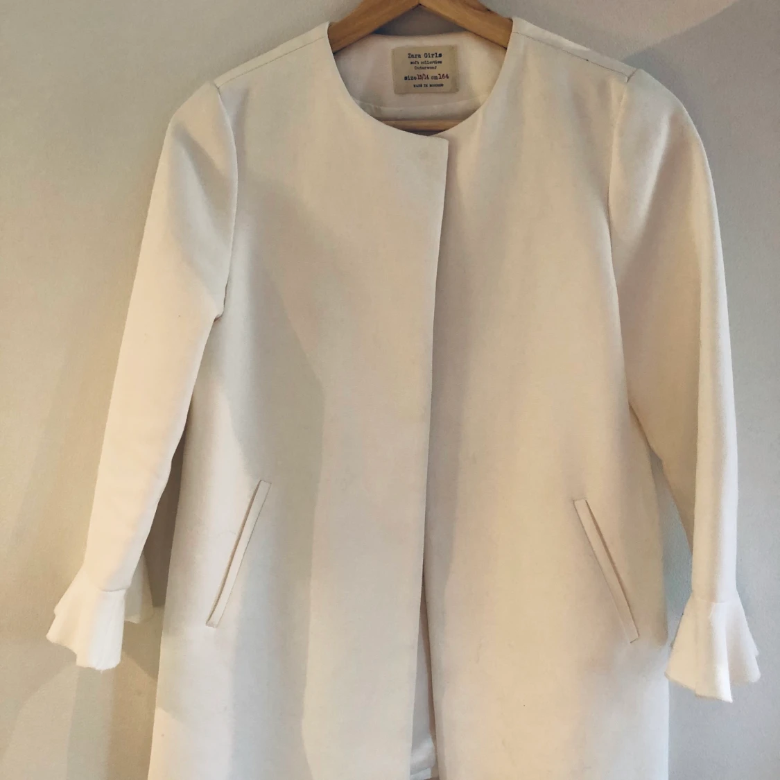 Vit kavaj från zara Strl 164