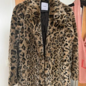 Leopardjacka - Mycket fint skick, aldrig använd:) 350kr + frakt. 