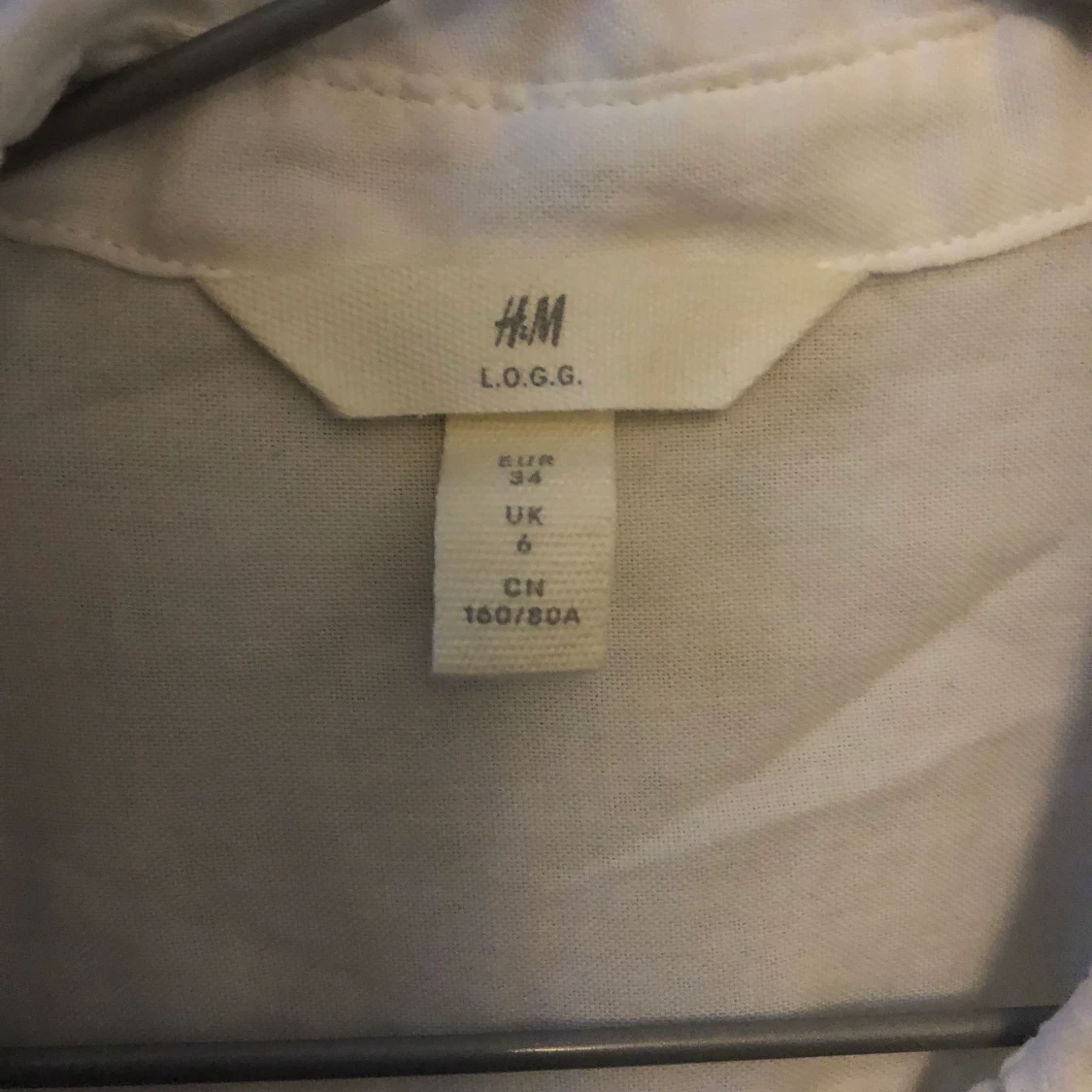 Vit skjorta/ blus  - 91