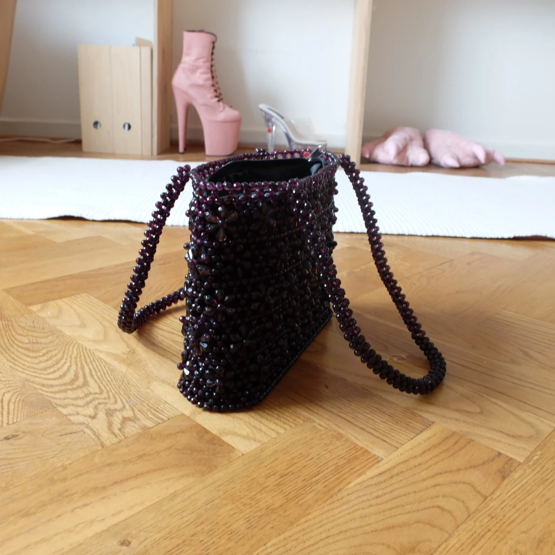 pärlad axelväska - 91