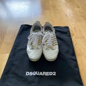 Dsquared2 sneakers i strl 37