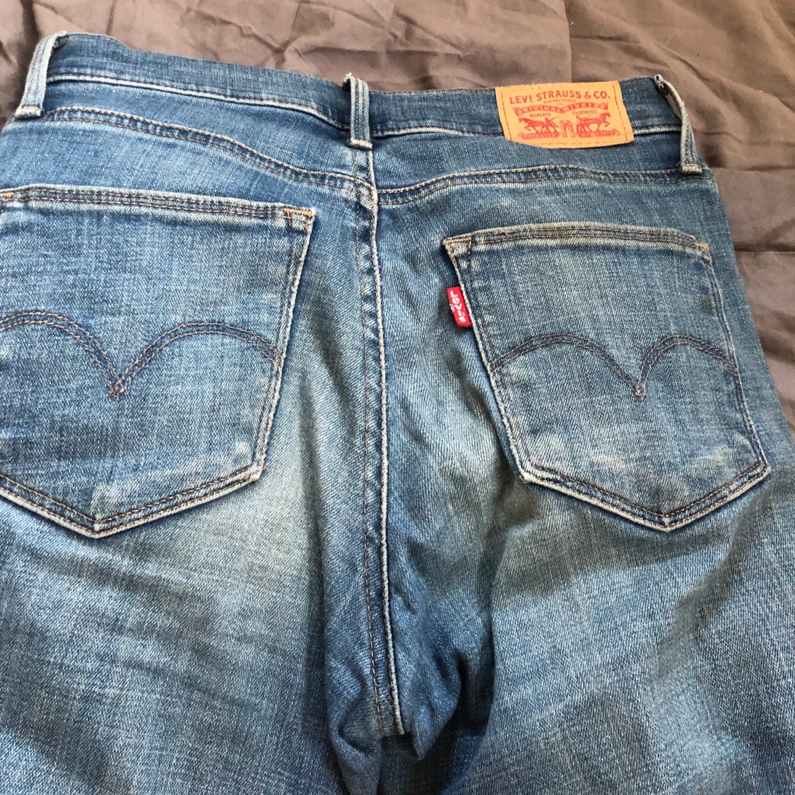 Tajta Levis jeans!