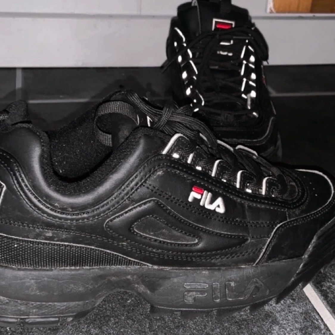 Fila skor