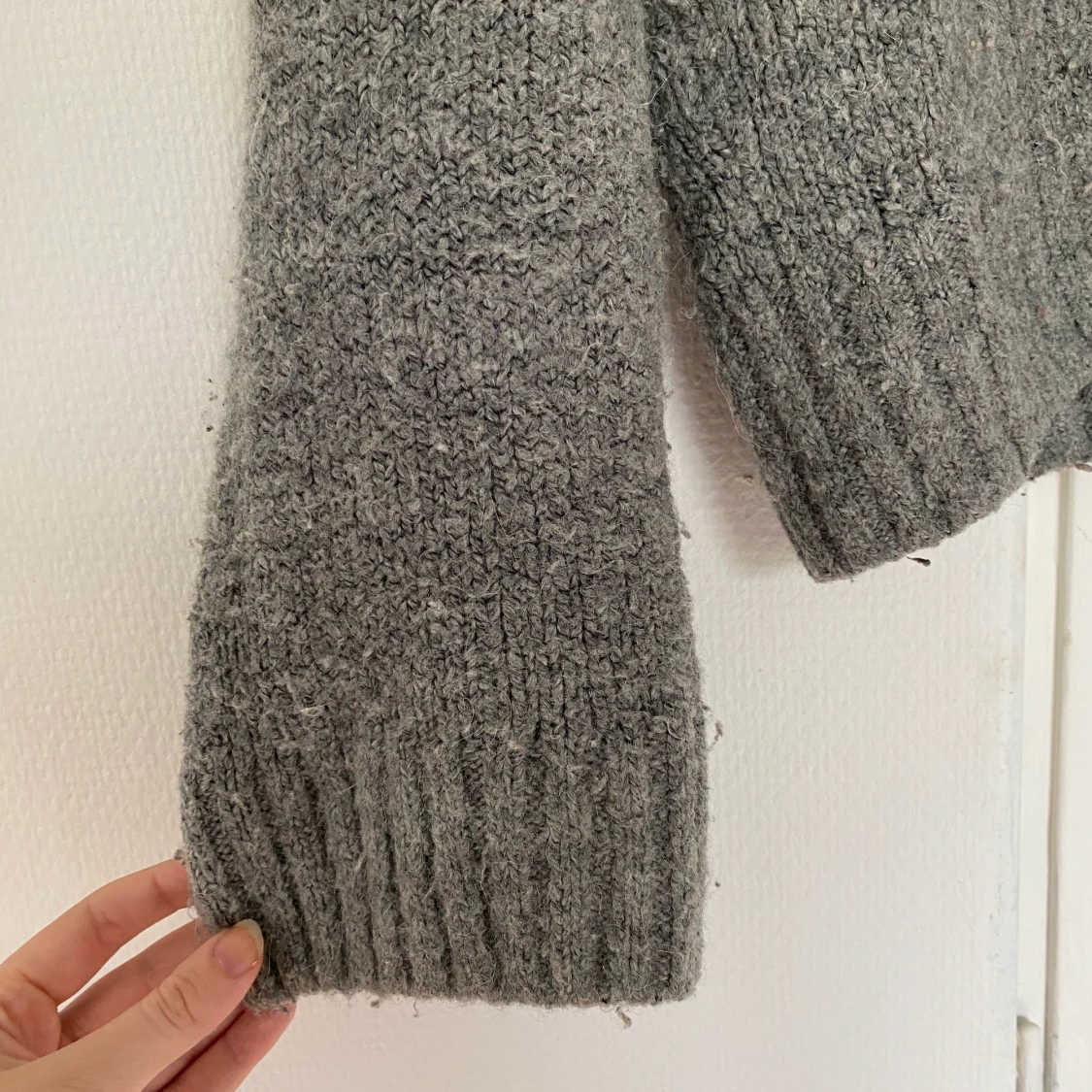 Stickadtröja med krage - 91