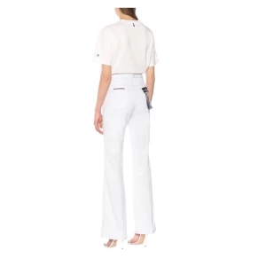 Eytys jeans  - Säljer ett par snygga eytys jeans i modellen oregon köptes i våras  och är använda endast 1 gång. Storlek 27 och passar mig bra som är 170.