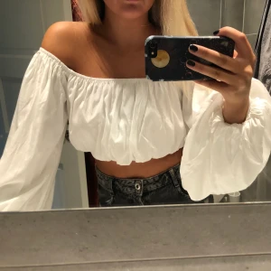 Vit blus - Så fin blus från NAKD, använd 1 gång💕