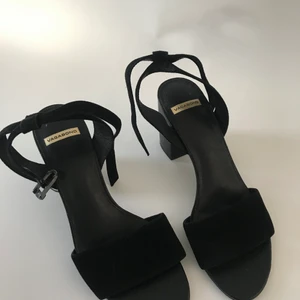 Sandaler  - Svarta skor bagabond storlek 39, använt en gång