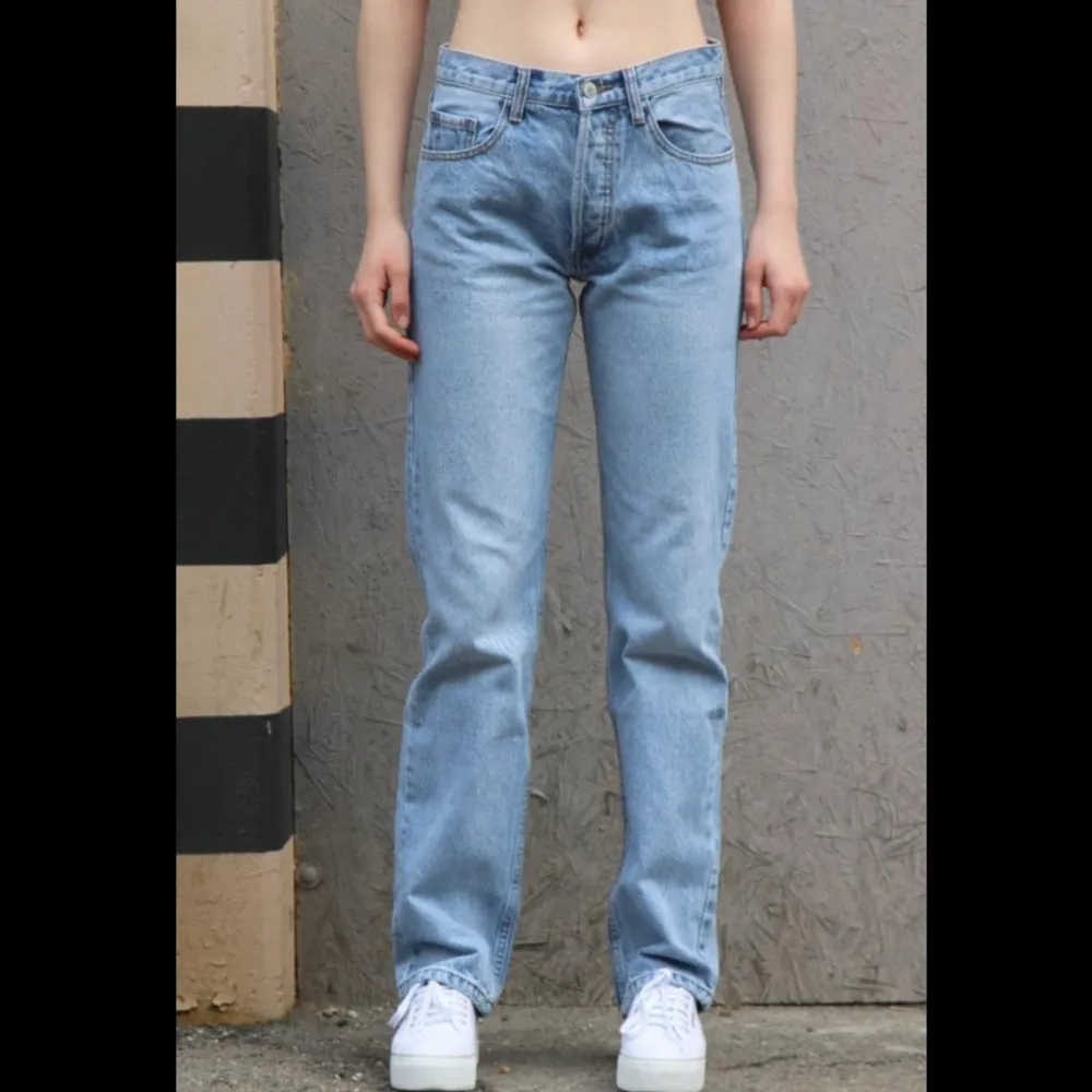 Har fått så många komplimanger för dessa!🦖✨🌸 frakt ingår såklart. Jeans & Byxor.