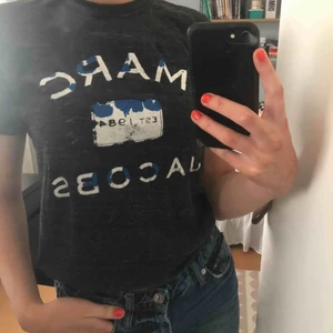  - Marc Jacobs tröja! Perfekt skick, som ny