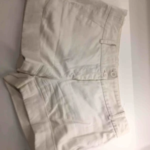  - Shorts från vero Moda storlek 36