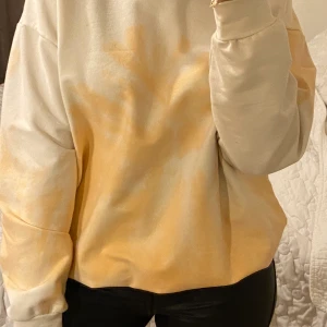 Tie Dye Tröja - Helt oanvänd från boohoo🌟