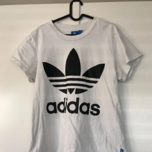  -  Äkta såklart, frågor bara att skriva💕