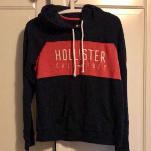  - Jätte mjuk hoodie från Hollister. Strl L men sitter mer som en M. frakt tillkommer