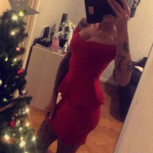  - Klänning i storlek XS