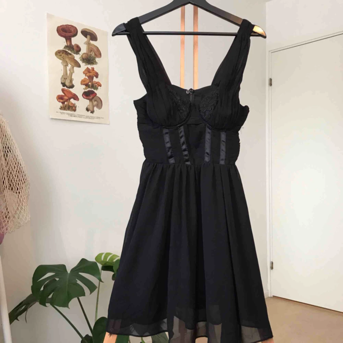 Svart babydoll klänning