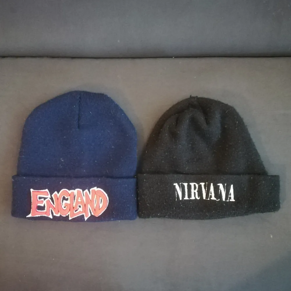 Hats for free !!! Blue (England) is sold out already.. Övrigt.