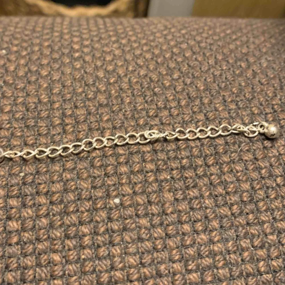 Vintage halsband med justerbar kedja<3 frakt 18kr. Accessoarer.