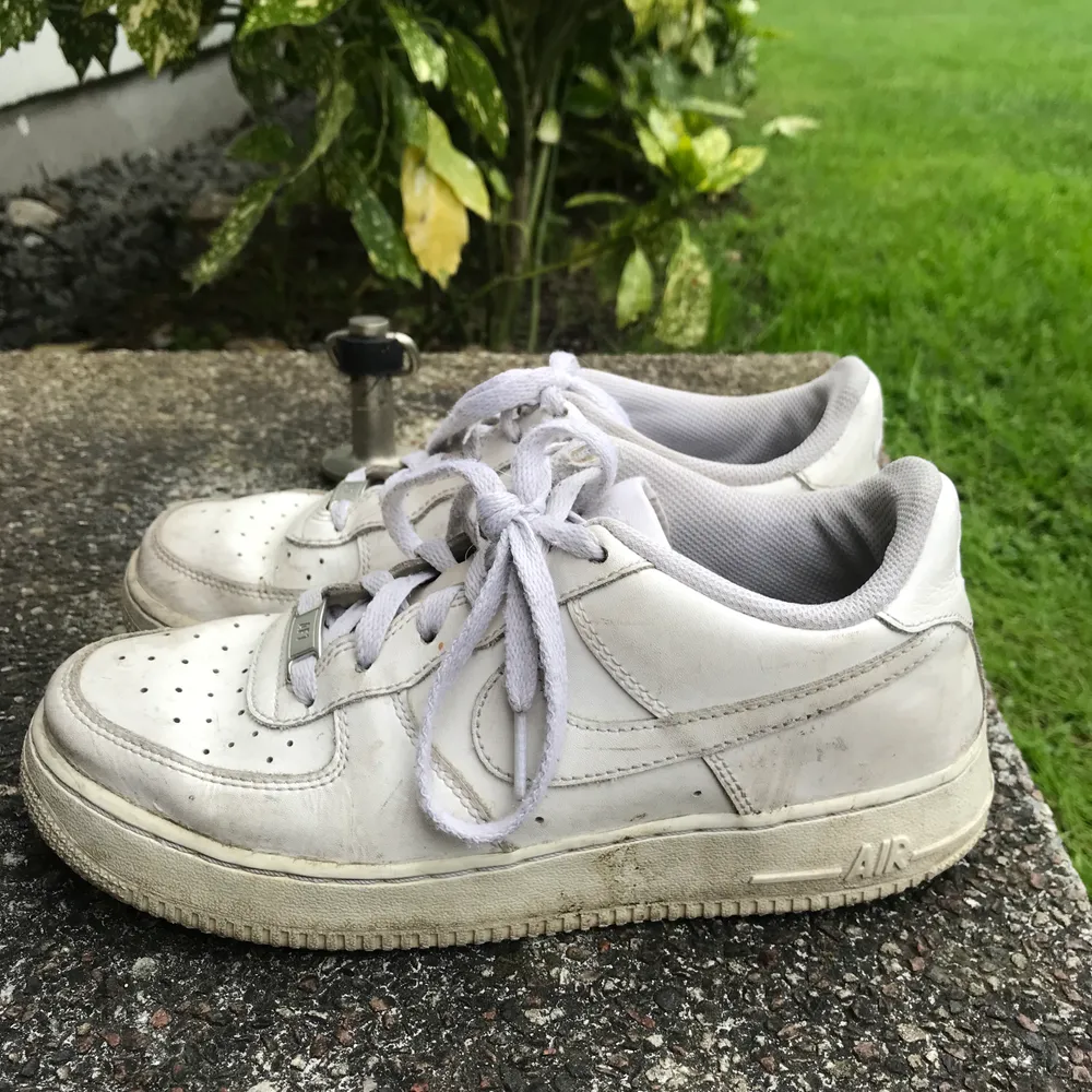 Nike air force 1! Köpta för 1100 på zalando🌸🌸💕 köparen står för frakten 😁💕. Skor.