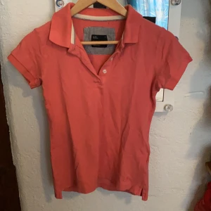 Piké Peak Perfomancer - Stl s . Finns 2 små hål som i bilden.