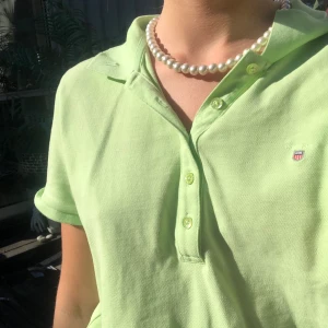 Polotröja - Söt polotröja från gant. Härlig färg. Inga fel. Köparen står för frakt 