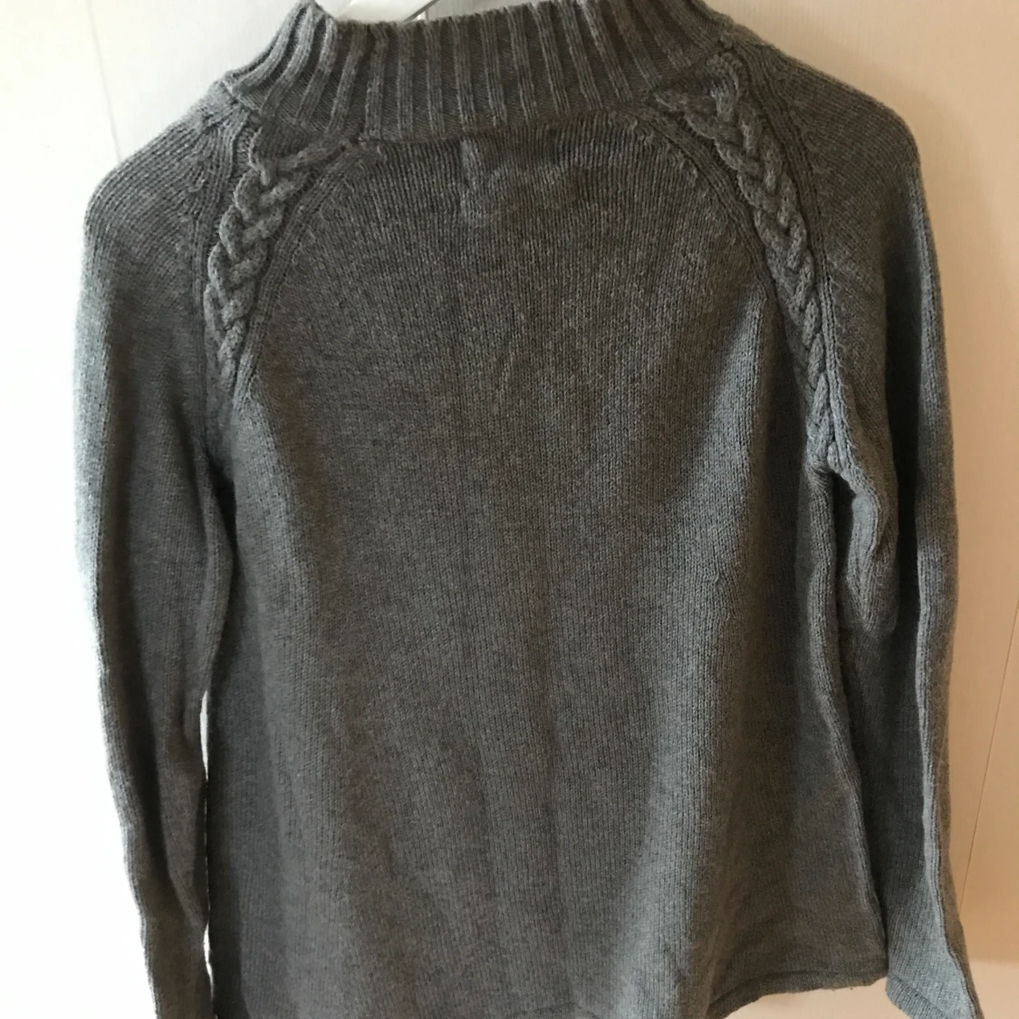 Stickad tröja strl XL - 90