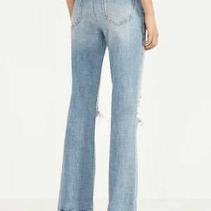 Jeans  - Säljer ett par jeans från Bershka jag köpt på Zalando, dom är inte min smak längre därför säljer ja dom :)
