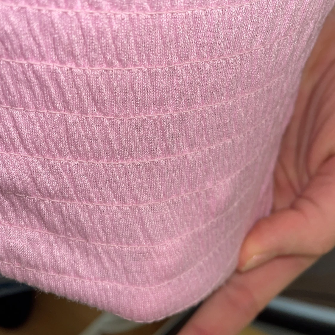 Rosa ribbad topp - 91