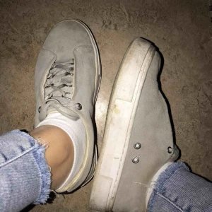  - Eytys! Inte tvättade men jag tvättar såklart innan köpet! Bra skick! 