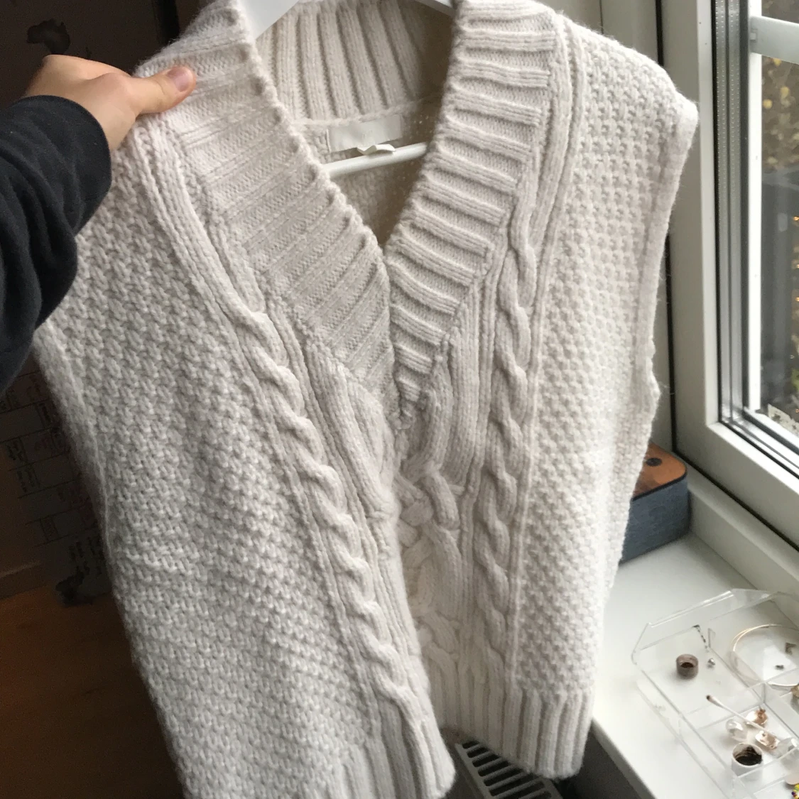 Stickad väst  - 91