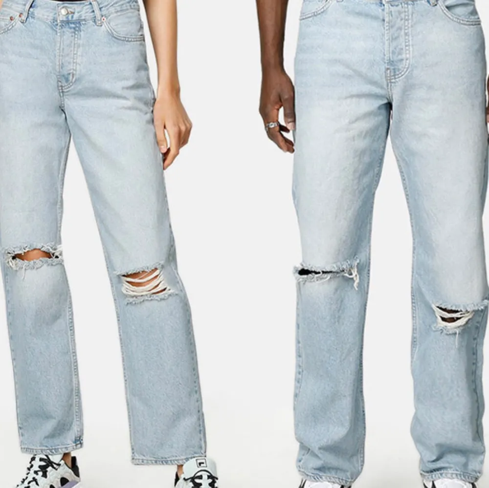 Säljer mina jeans ”nevermind” från junkyard. Säljs då dom inte satt som ja ville, aldrig använda! Köpta för 499! ⚡️⚡️. Jeans & Byxor.